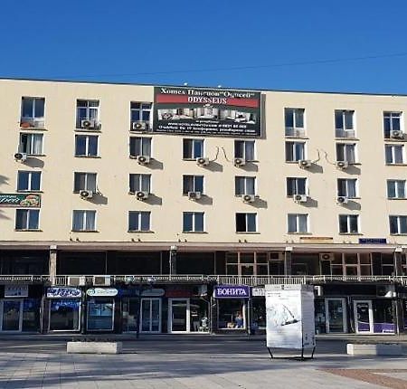 Хотел Дунав Свищов 호스텔 외부 사진